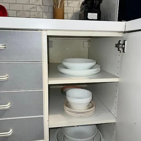 Superbe Avec Entrée Et Jardin Privés *